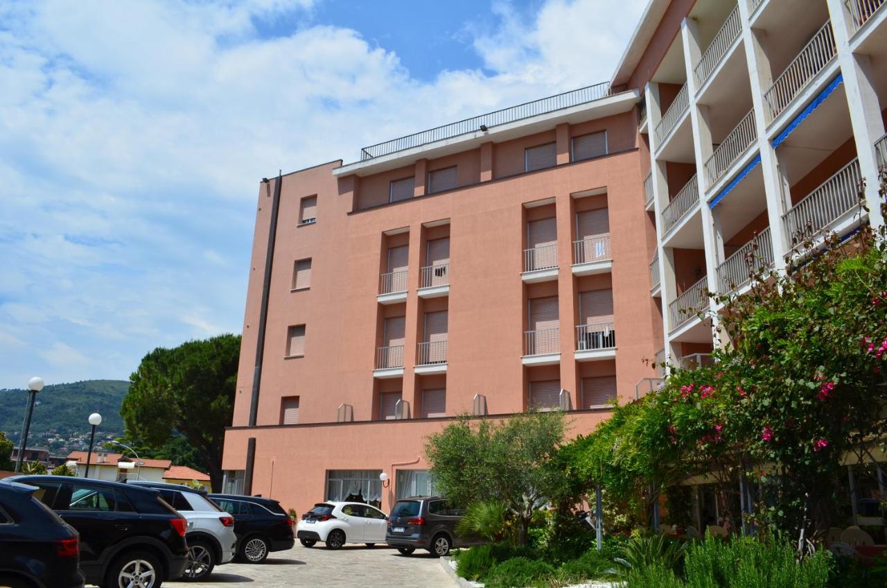 Hotel I Due Gabbiani Citr 9006 Andora Экстерьер фото