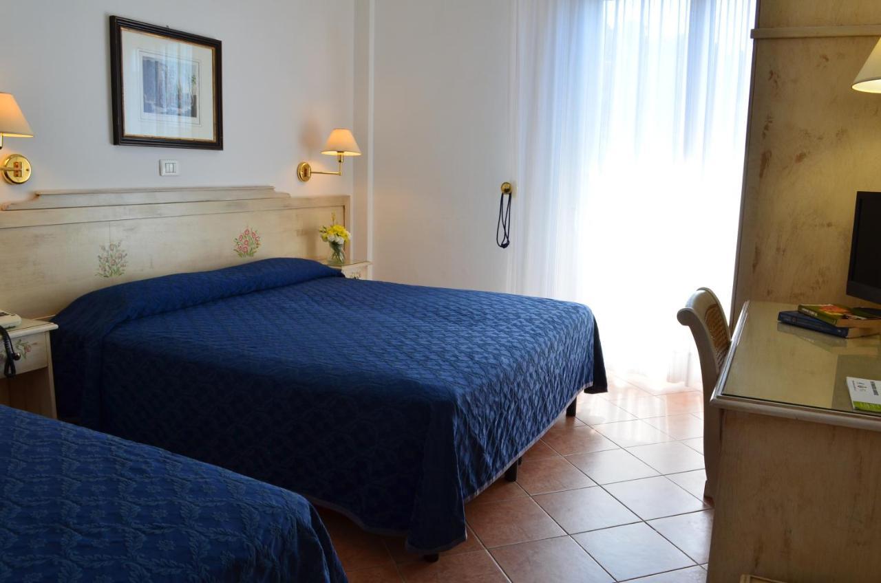 Hotel I Due Gabbiani Citr 9006 Andora Экстерьер фото